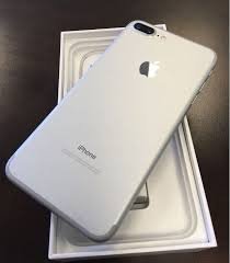 Apple iPhone 7 – 32GB – Silver (Unlocked)